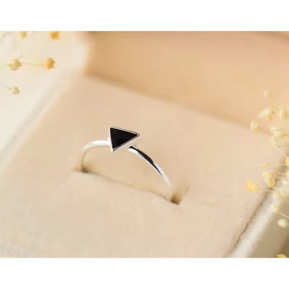 NEW Onyx Triangle Ring 925 Sterling Silver Adjustable - Picture 8 of 12